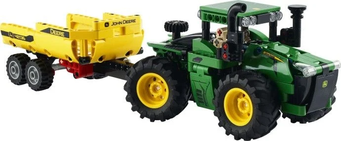 LEGO Technic John Deere 4WD Tractor