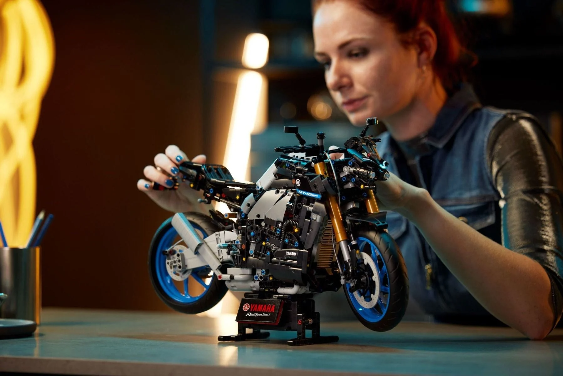 LEGO Technic Yamaha MT 10 SP