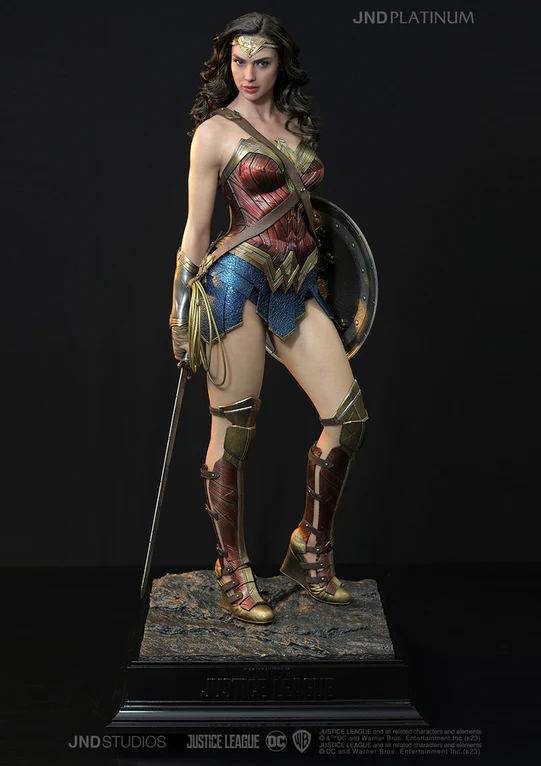 JUSTICE LEAGUE WONDER WOMAN 1/3 PLATINUM SCALE