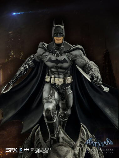 Batman-Arkham Origins Polyresin Series 1:8 Scale Collectible Figure Normal Ver