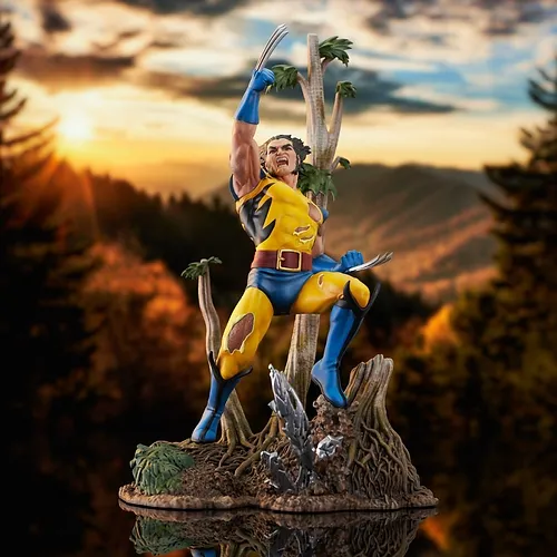 Marvel Comic Gallery X-Men '90s Wolverine Statue