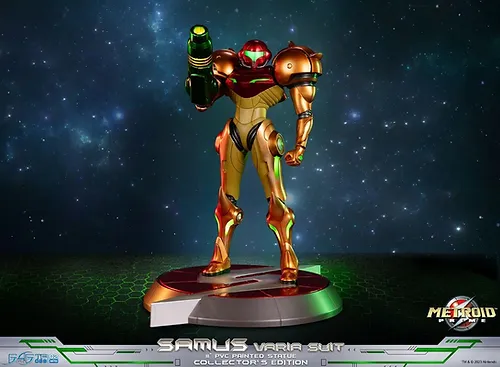 Metroid Prime Samus Varia Suit PVC Collector's Edition