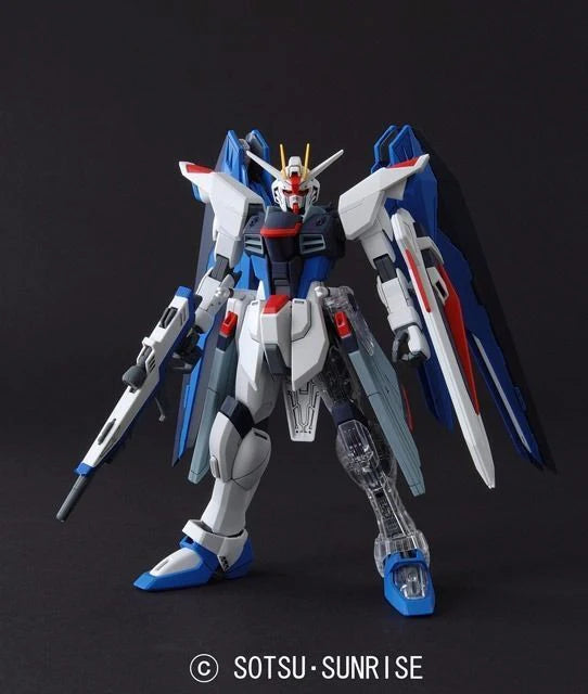 Gundam Mg 1/100 Freedom Gundam With Extend Clear Parts