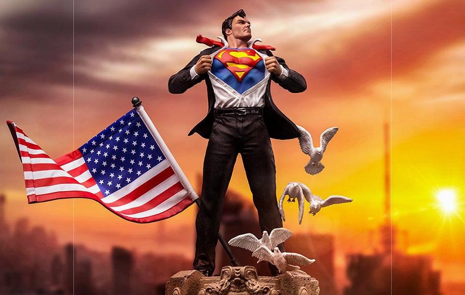 CLARK KENT DELUXE 1/10 ART SCALE STATUE