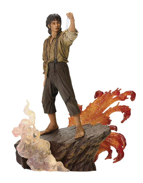 Lord of the Rings Gallery Frodo Deluxe PVC Statue