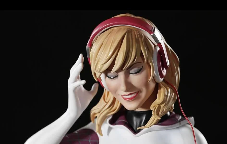 SPIDER-GWEN 1/4 SCALE STATUE