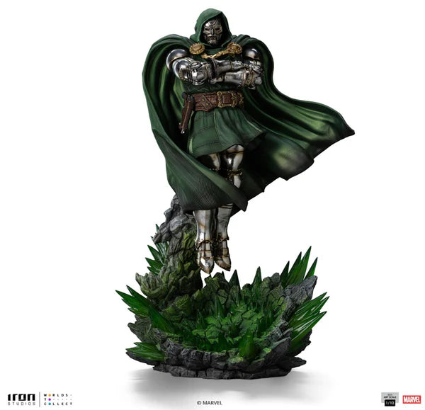 Doctor Doom Infinity Gauntlet Diorama 1/10 Art Scale