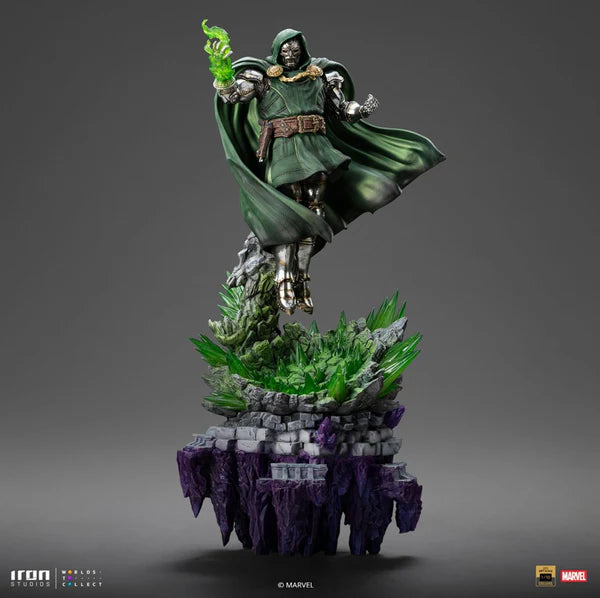 Doctor Doom Deluxe Infinity Gauntlet Diorama 1/10 Art Scale