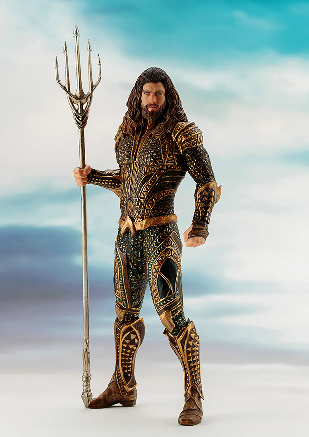 JUSTICE LEAGUE ARTFX AQUAMAN 1/10 SCALE