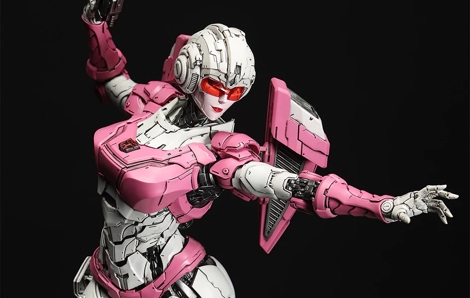 TRANSFORMERS ARCEE 1/10 SCALE STATUE