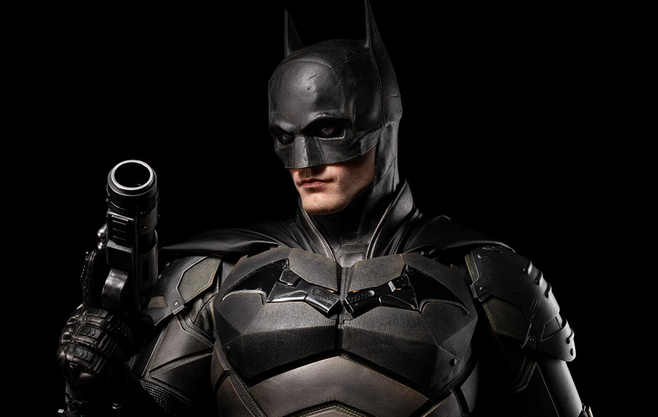 THE BATMAN ROBERT PATTINSON LIFE-SIZE BUST