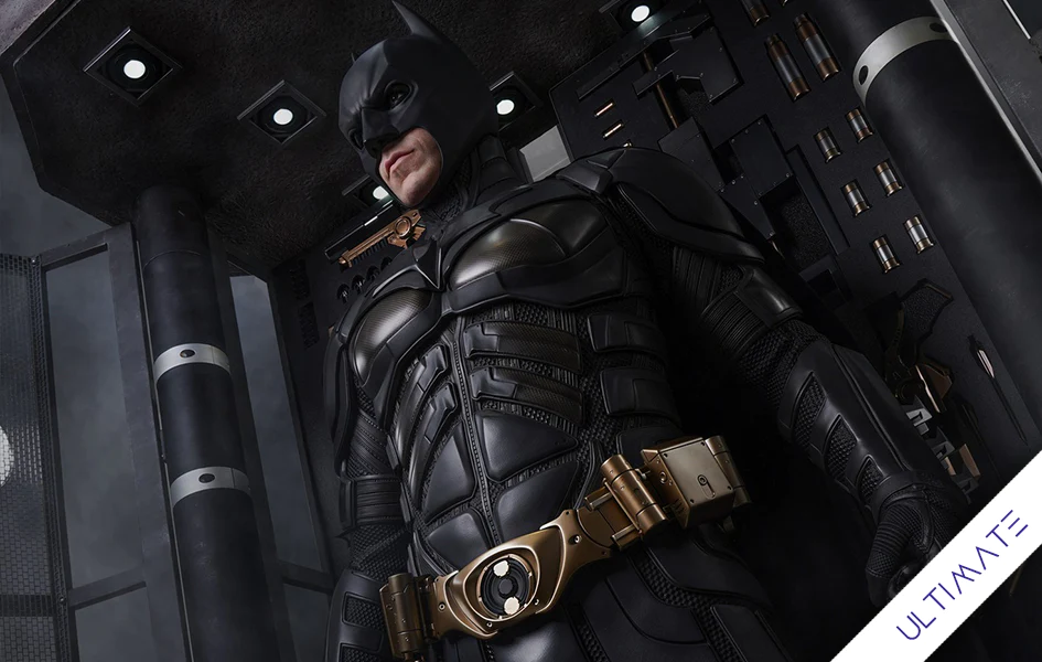 THE DARK KNIGHT BATMAN ULTIMATE ED ARMORY LIFE-SIZE STATUE