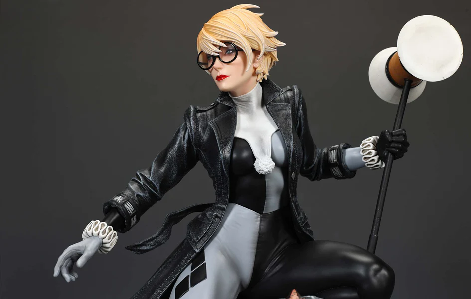 BATMAN WHITE KNIGHT HARLEY QUINN STEALTH 1/4 SCALE STATUE