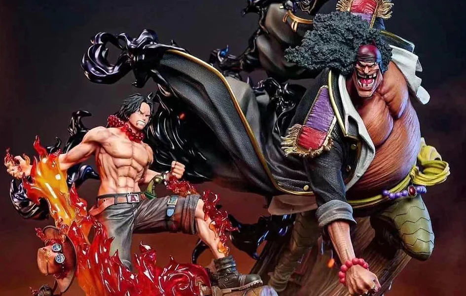 PORTGAS D ACE VS MARSHALL D TEACH MINI STATUE