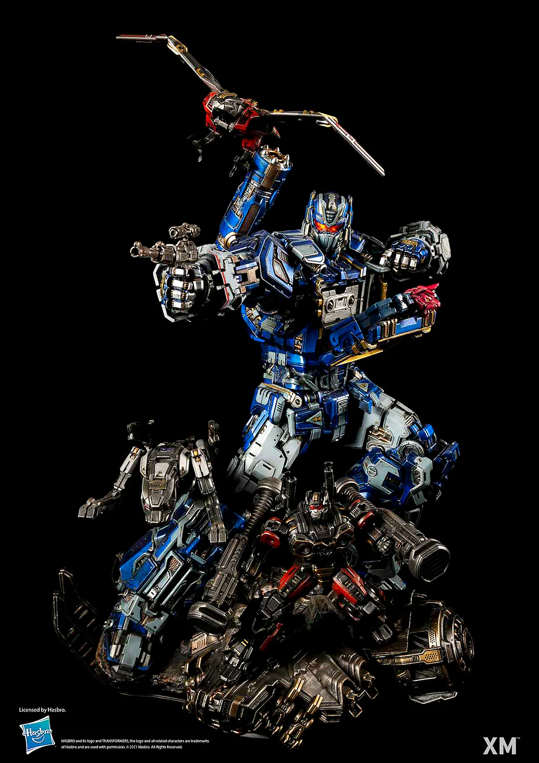 TRANSFORMERS 1/10 SOUNDWAVE