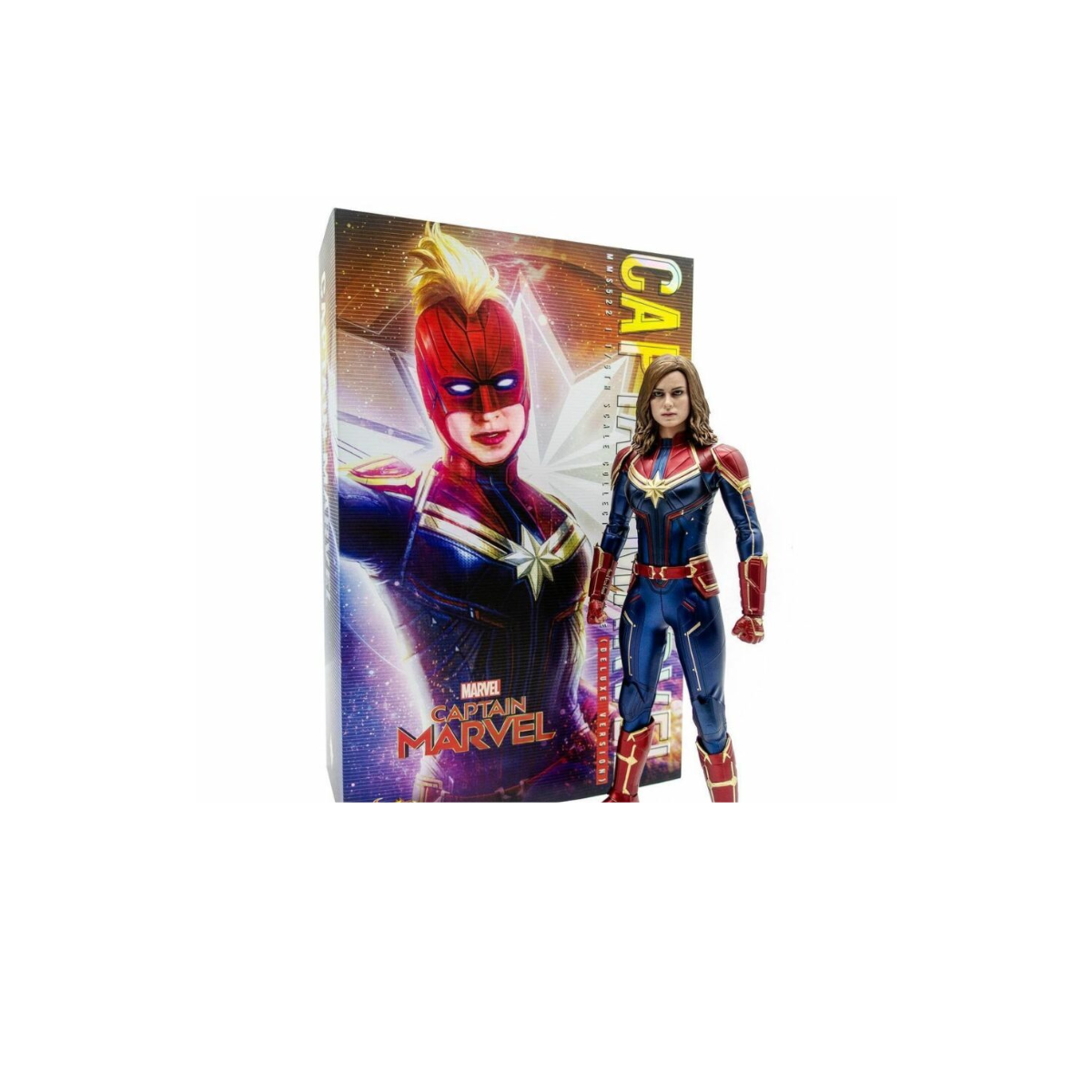 Captain Marvel Captain Marvel Deluxe Version