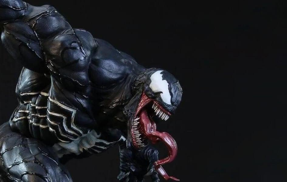 VENOM 1/4 SCALE PREMIUM STATUE MARVEL
