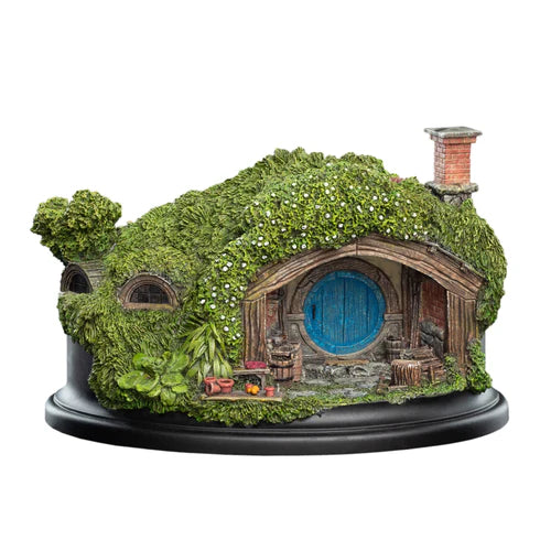 The Hobbit Trilogy Hobbit Hole 1 Hill Lane Statue