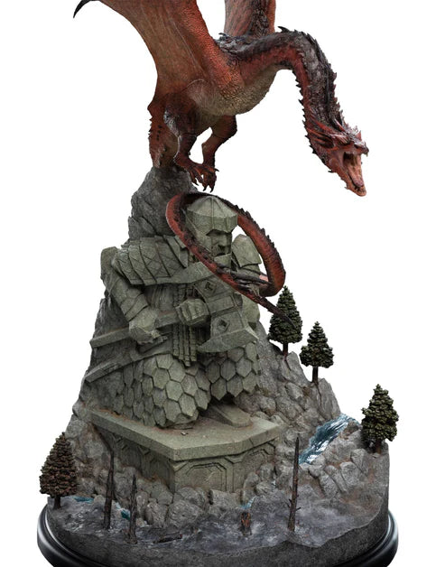 The Hobbit Trilogy Smaug the Fire-Drake Statue