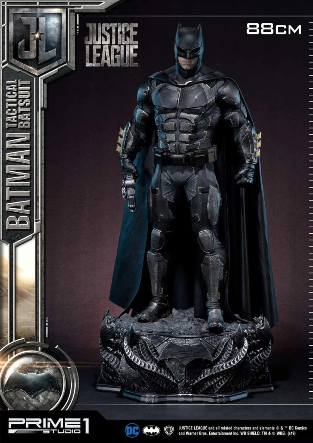 PRIME 1 STUDIO DC JL 1/3 BATMAN TACTICAL BATSUIT