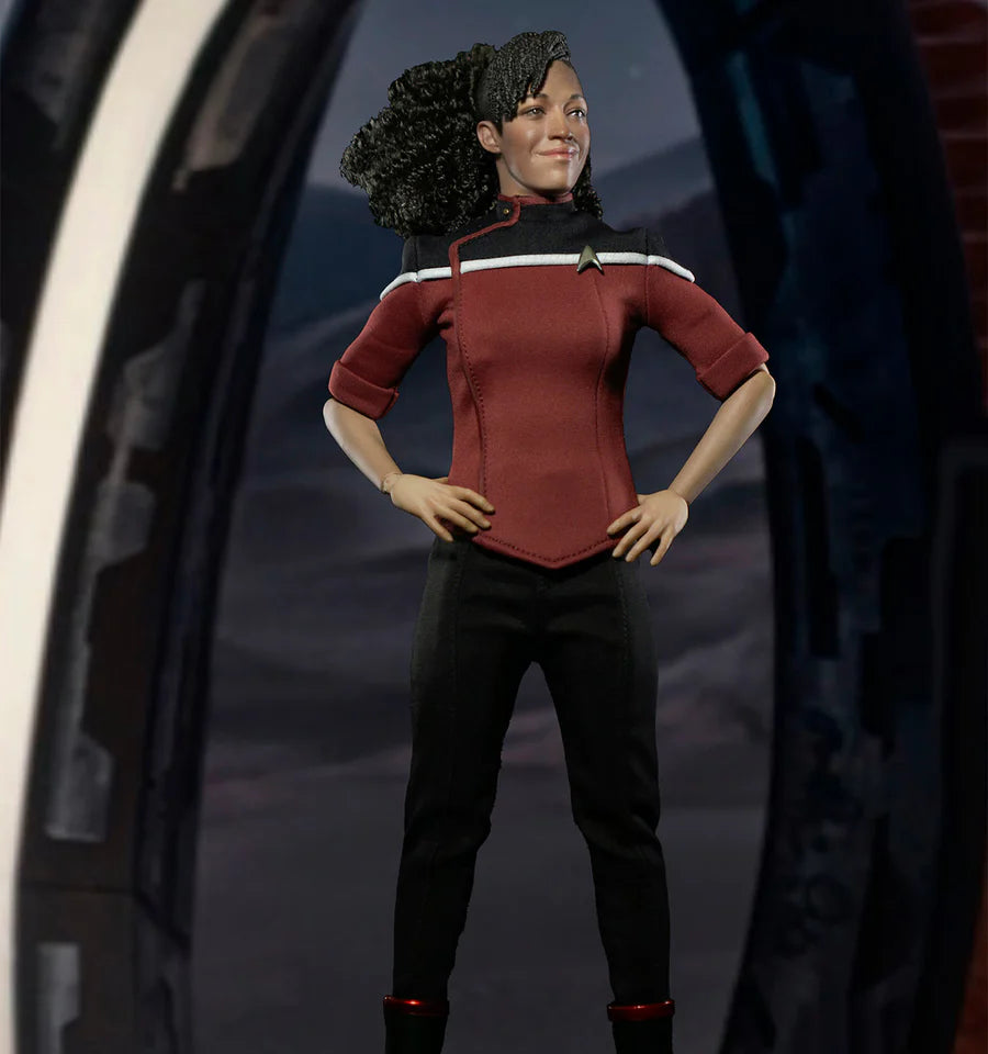 Star Trek Strange New Worlds Ensign Beckett Mariner 1/6 Scale 12