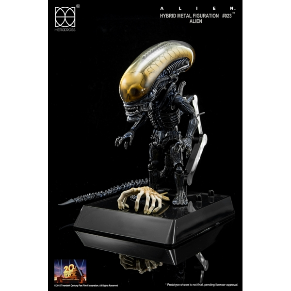 Hybrid Metal Action Figuration Alien