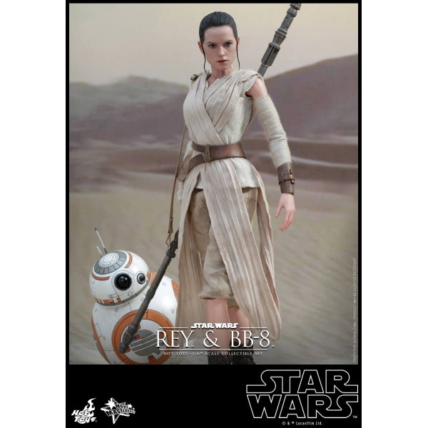 Star Wars The Force Awakens Rey & BB-8 Collectibles Set
