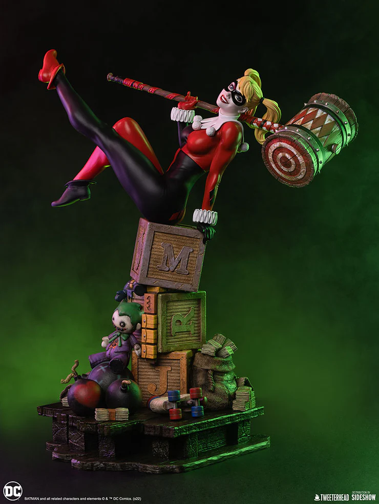 Sideshow Collectibles DC Comics Sixth Scale Maquette Harley Quinn