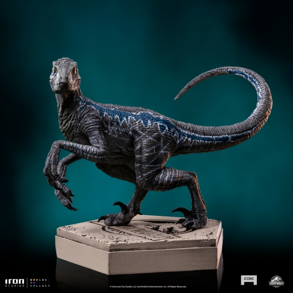 Jurassic World Icons Velociraptor Blue B