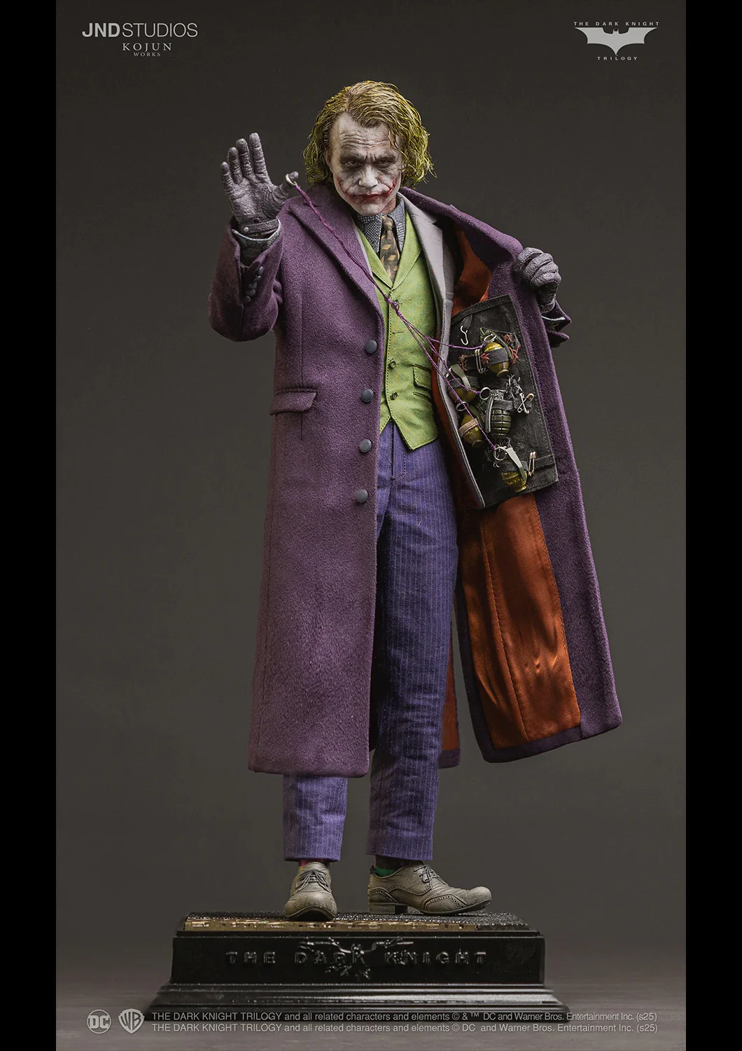 THE JOKER TYPE B 1/6 SCALE FIGURE