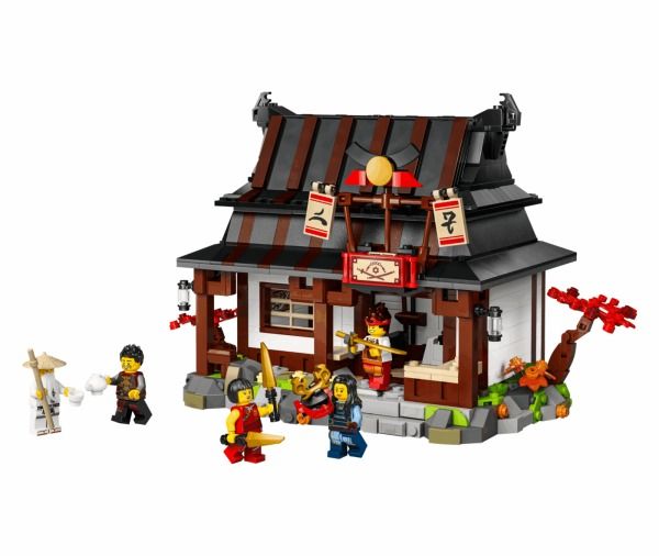 LEGO NINJAGO Four Weapons Blacksmith 15th Anniversary