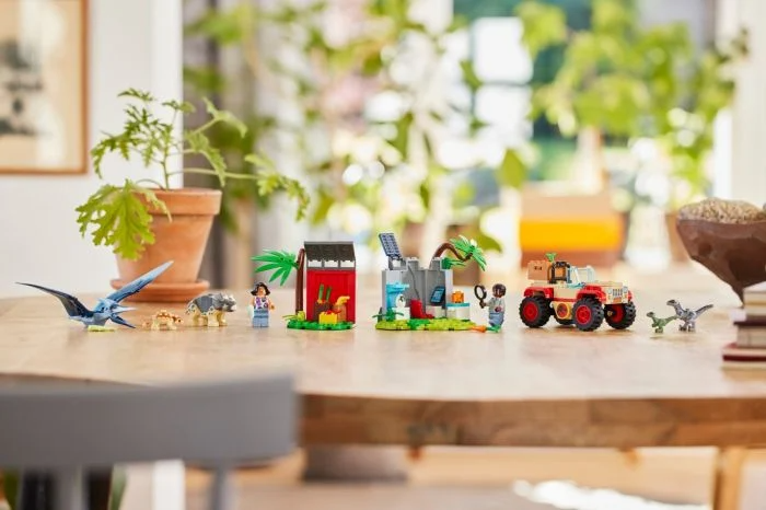 LEGO Jurassic World Baby Dinosaur Rescue Center