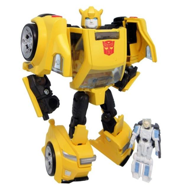 Transformers Legends Bumblebee and Spike in Exo-Suit