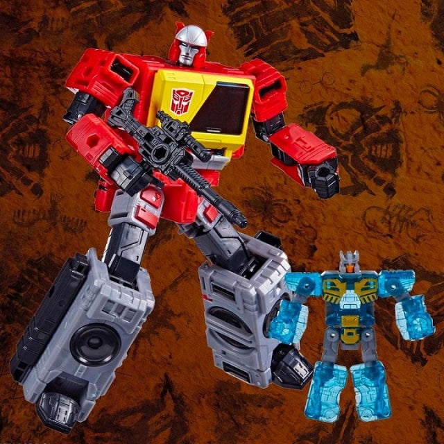 Transformers Generations War for Cybertron Kingdom Chapter Blaster and Eject Voyager Class