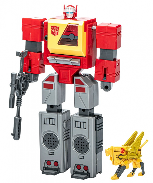 Transformers G1 Autobot Blaster and Steeljaw
