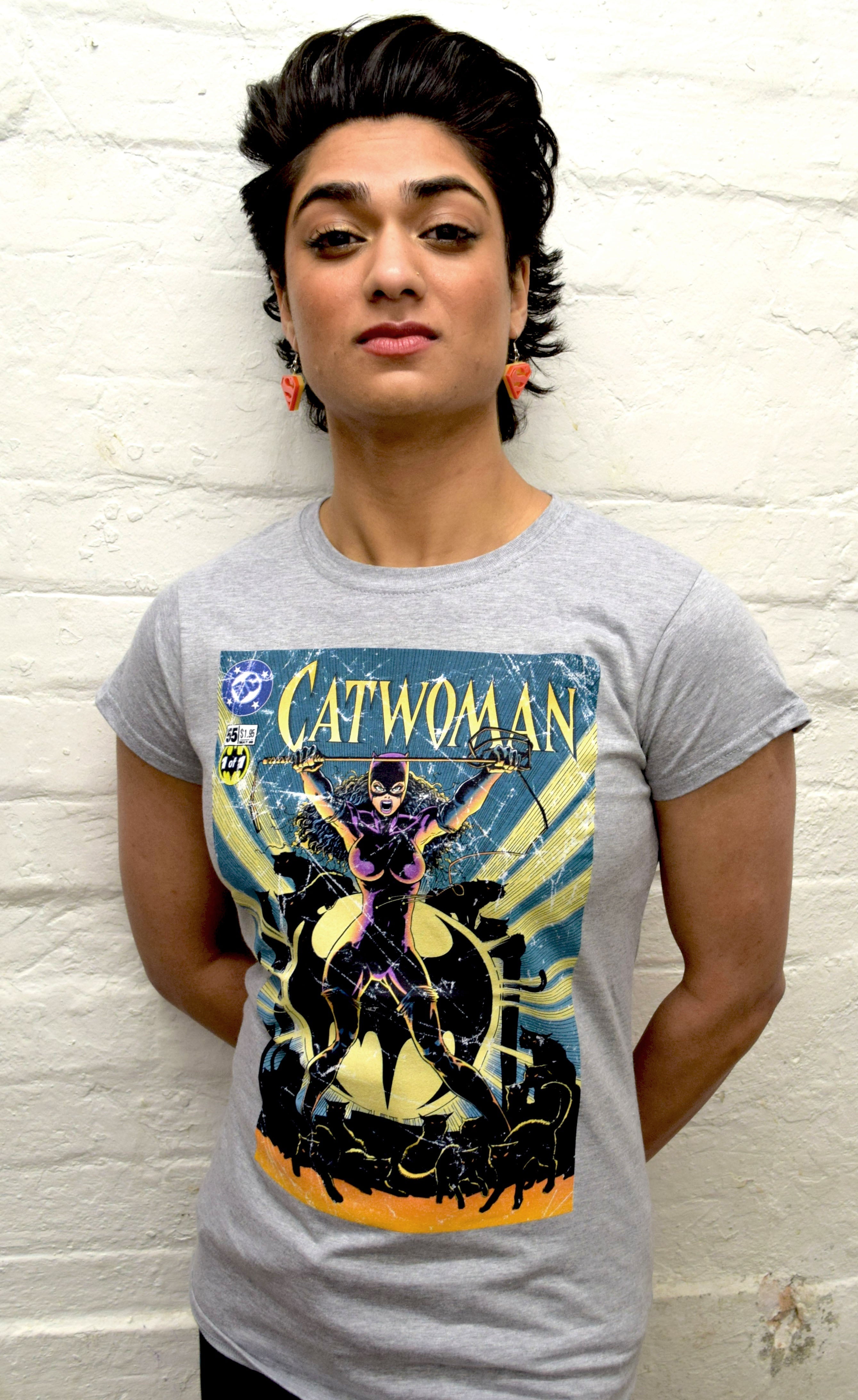DC Comics Catwoman Cover #55 Retro Official Women's T-shirt ()