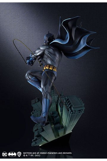 DC Comics Art Respect Statue 1/6 Batman 43 cm