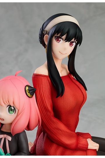 Spy x Family PVC Statue 1/7 Anya & Yor 19 cm
