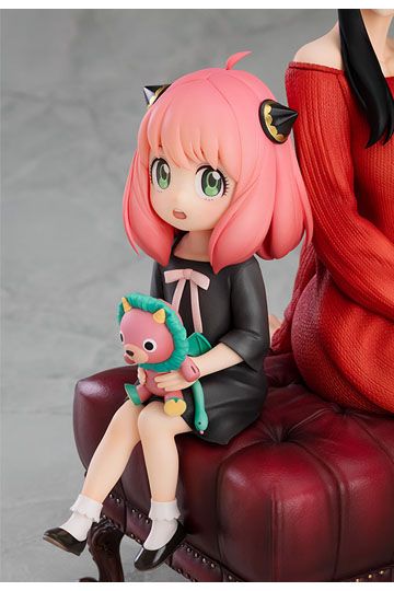 Spy x Family PVC Statue 1/7 Anya & Yor 19 cm