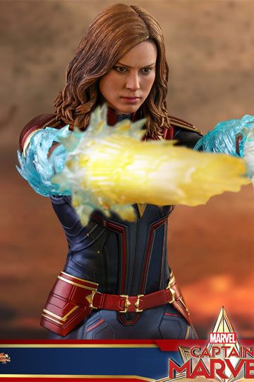 Captain Marvel Movie Masterpiece Action Figure 1/6 Captain Marvel Deluxe Ver. 29 cm
