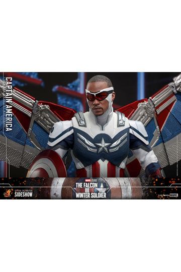 The Falcon and The Winter Soldier Action Figure 1/6 Captain America 30 cm