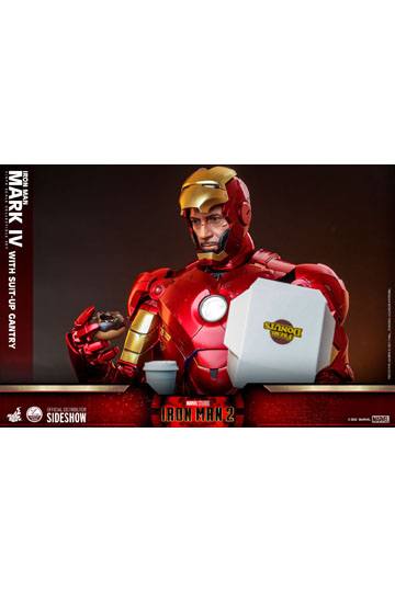 Iron Man 2 Action Figure 1/4 Iron Man Mark IV with Suit-Up Gantry 49 cm