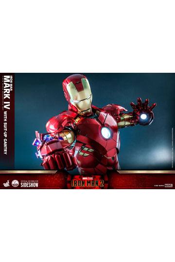 Iron Man 2 Action Figure 1/4 Iron Man Mark IV with Suit-Up Gantry 49 cm