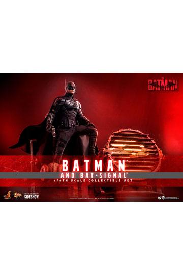 The Batman Movie Masterpiece Action Figure 1/6 Batman with Bat-Signal 31 cm
