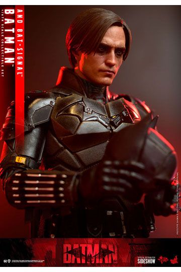 The Batman Movie Masterpiece Action Figure 1/6 Batman with Bat-Signal 31 cm