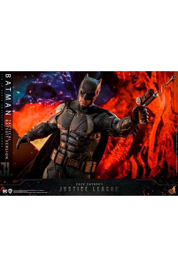 Zack Snyder`s Justice League Action Figure 1/6 Batman (Tactical Batsuit Version) 33 cm
