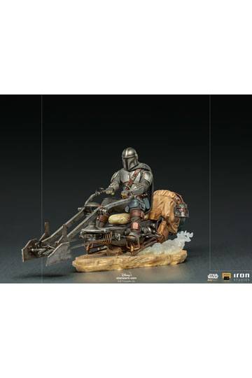 Star Wars The Mandalorian Deluxe Art Scale Statue 1/10 Mandalorian on Speederbike 18 cm