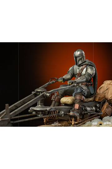 Star Wars The Mandalorian Deluxe Art Scale Statue 1/10 Mandalorian on Speederbike 18 cm
