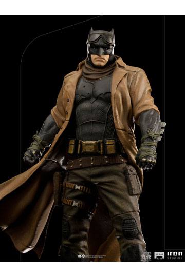 Zack Snyder's Justice League Art Scale Statue 1/10 Knightmare Batman 22 cm