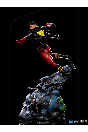 DC Comics Deluxe Art Scale Statue 1/10 Superboy 28 cm